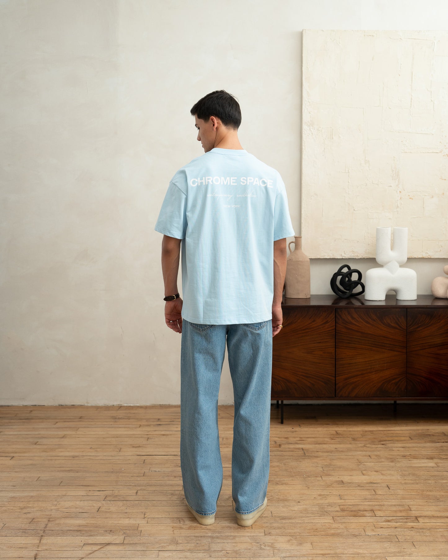 
                  
                    CS box t-shirt flat white
                  
                