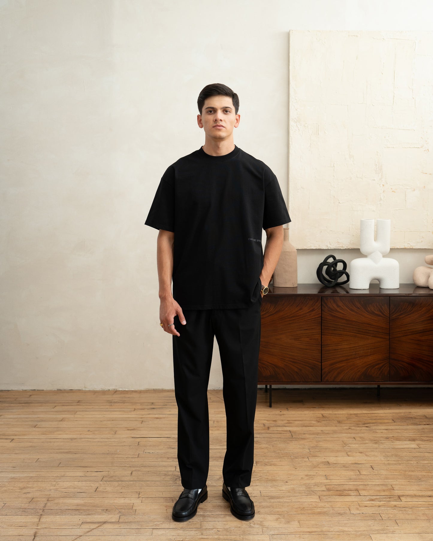 
                  
                    Gallery black/black
                  
                
