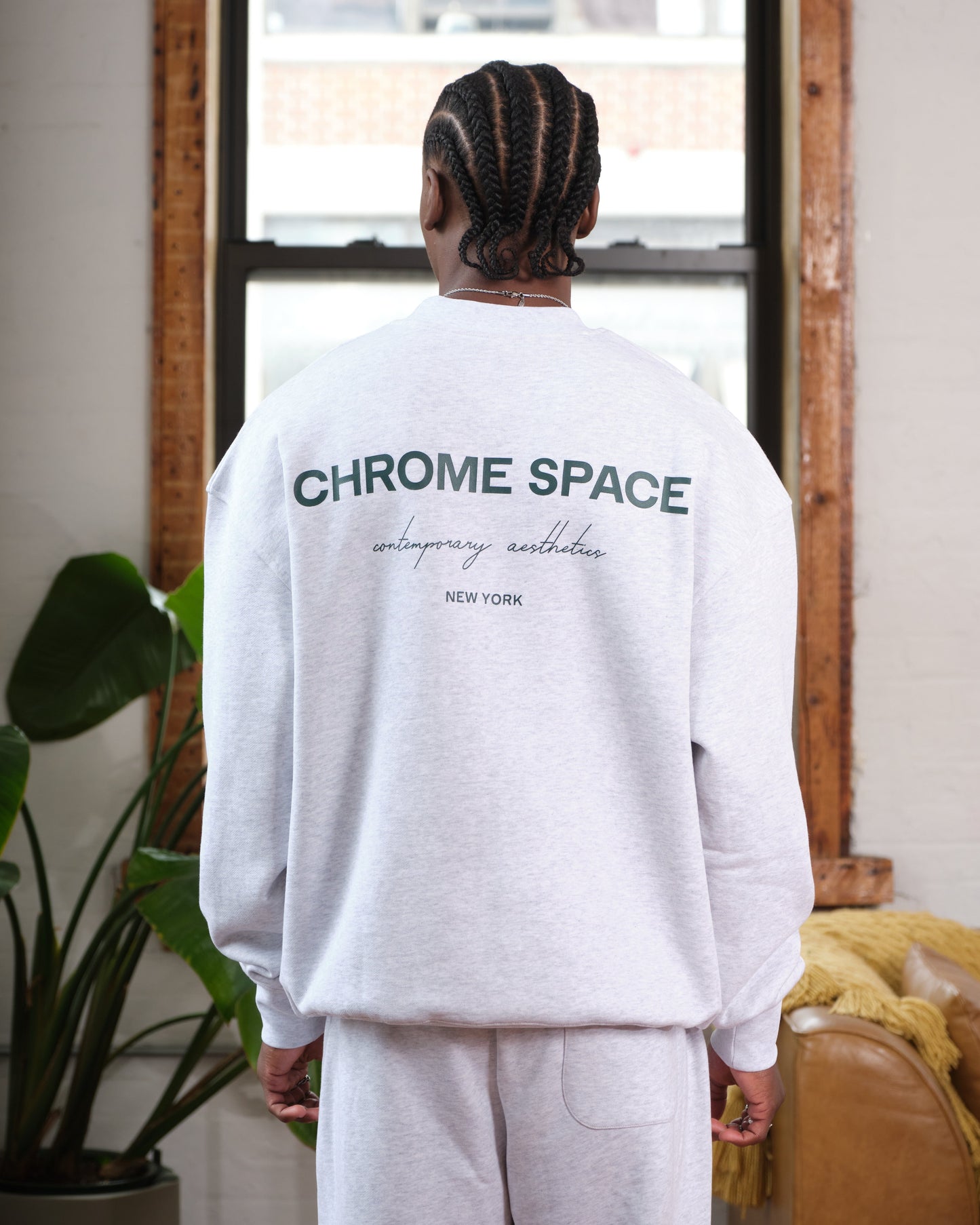 
                  
                    CS box sweater
                  
                